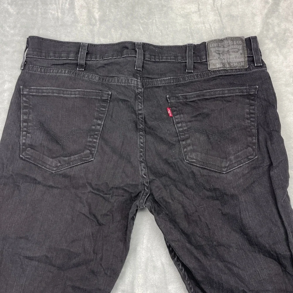 Levi's 511 Jeans Mens 38x32 (38x27) Black‎ Denim Red Tab Straight Leg Streetwear